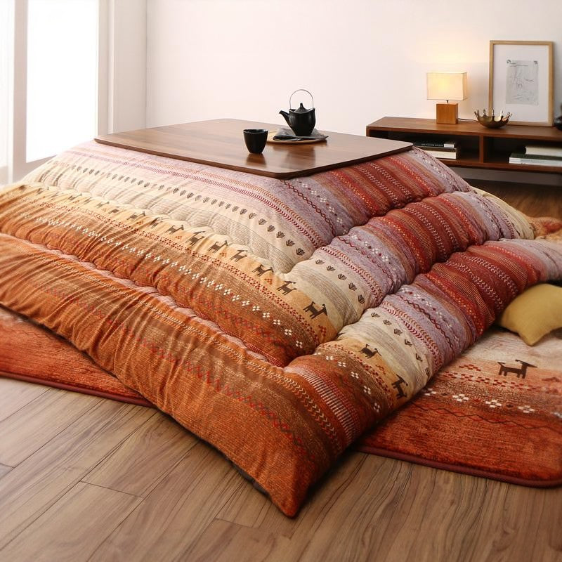 ギャッベ柄グラデーションデザインこたつ布団 Talvi タルヴィ こたつ用掛け布団 正方形(80×80cm)天板対応 ファブリックカラー グリーン